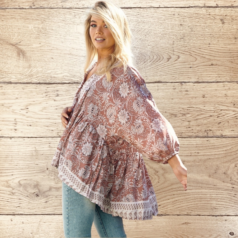 Jaase Chloe, Oversized Peasant Top - Picture 10 of 16